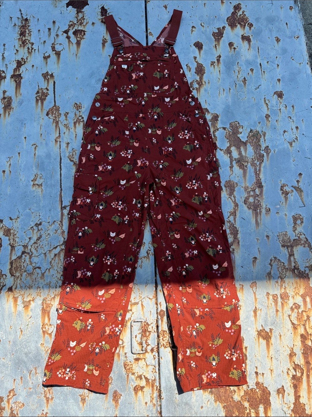 Limited Edition Duluth Heirloom Gardening Overalls - Picture 7 of 11